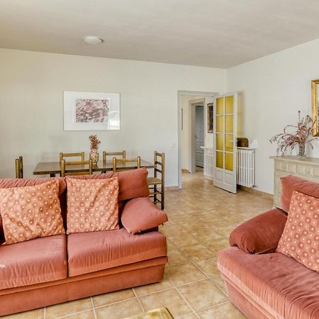 Apartamento Residencial 1º 1ª 巴古尔 外观 照片